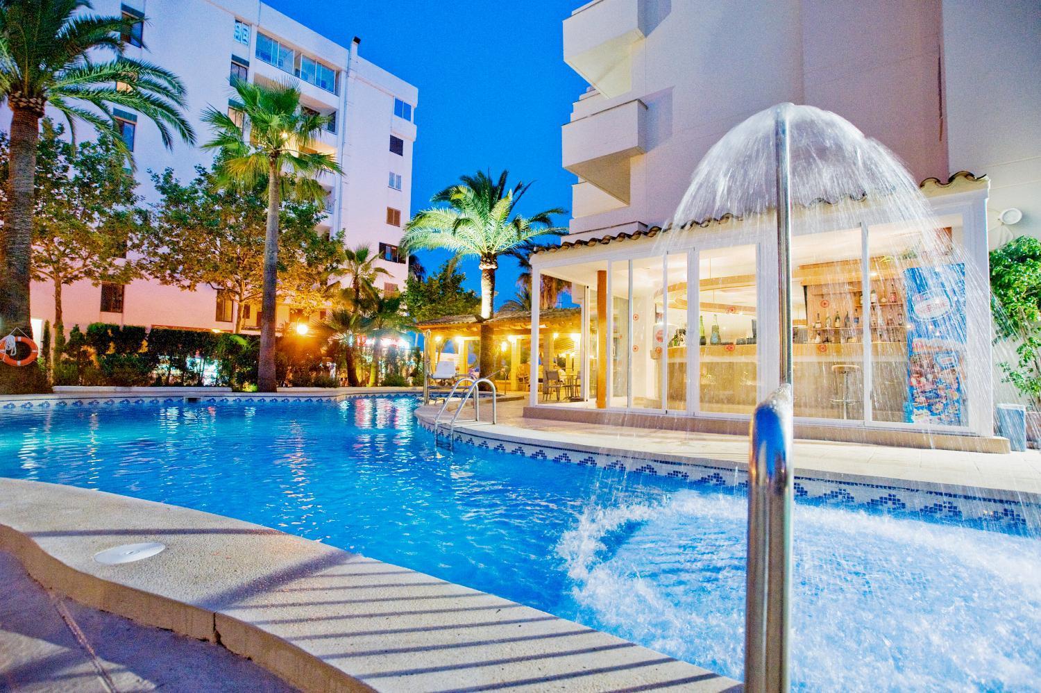 Cabot Cap De Mar Cala Bona (Mallorca) Exterior foto